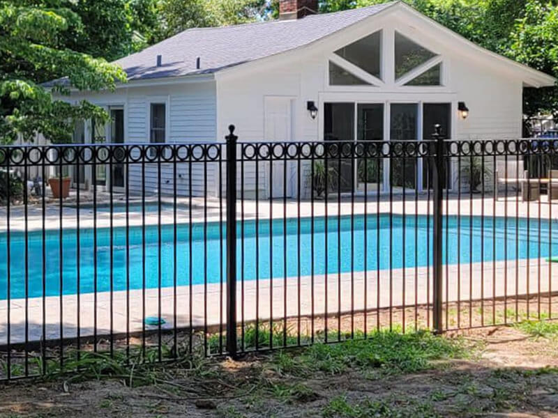 Wood fence installation company in St. Louis MO